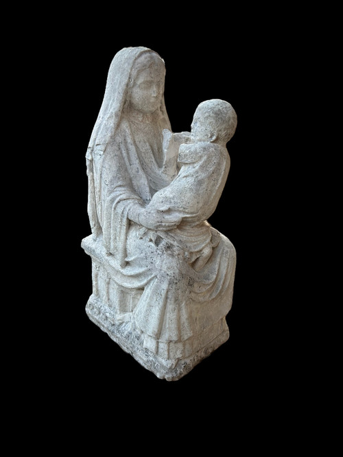 Important 16th Century Stone Madonna En Majesté - High Period Sculpture H 72 Cm