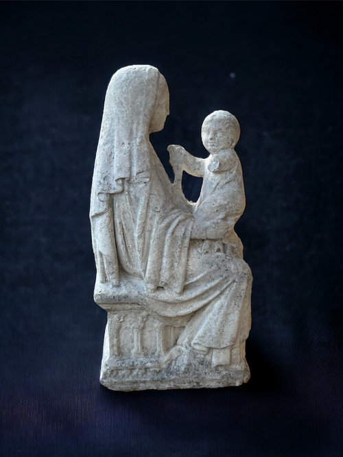 Important 16th Century Stone Madonna En Majesté - High Period Sculpture H 72 Cm