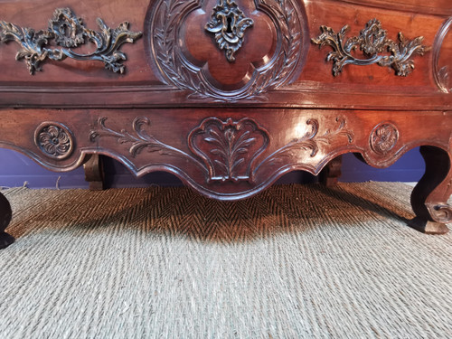 Louis XV Curved And Carved Walnut Chest Of Drawers