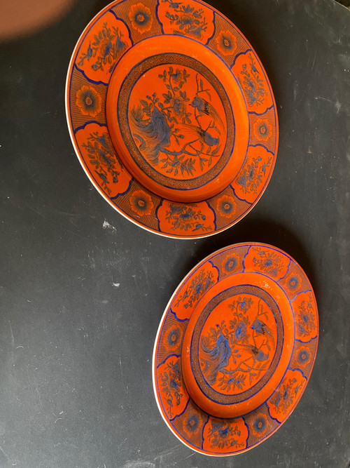 Paire d’assiettes du XIX eme en porcelaine fine de Macao oranges à motifs d’oiseau bleu sombre