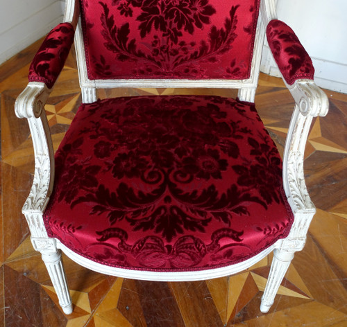 Louis XVI period desk armchair in carved wood and Genoa velvet