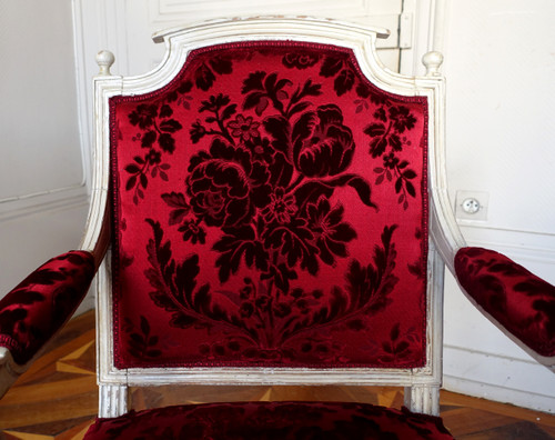 Louis XVI period desk armchair in carved wood and Genoa velvet