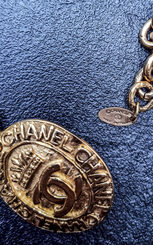 CHANEL CEINTURE chaine dorée