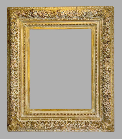 ANTIQUE NAPOLEON III FRAME IN CARVED AND PATINATED WOOD FOR PAINTING 43.5 cm x 34 cm