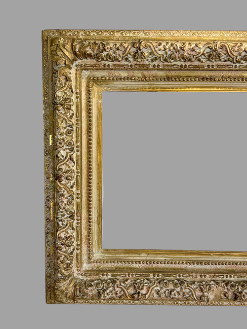 ANTIQUE NAPOLEON III FRAME IN CARVED AND PATINATED WOOD FOR PAINTING 43.5 cm x 34 cm