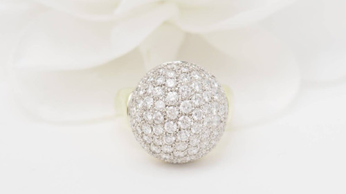 Bague boule en or jaune et diamants