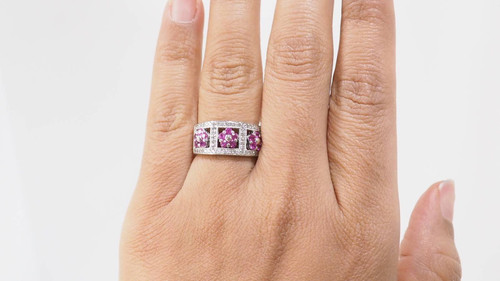 Band ring in white gold, pink topaz and diamonds