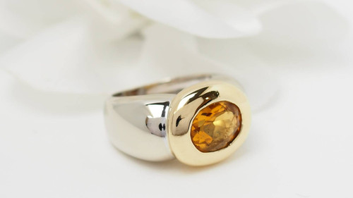 Bague en or bicolore et citrine 