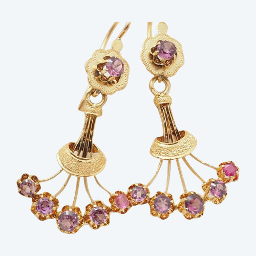 Yellow gold and ruby earrings