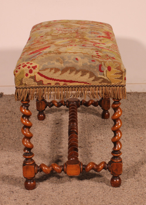 Louis XIII Bench In Walnut With Its Tapestry