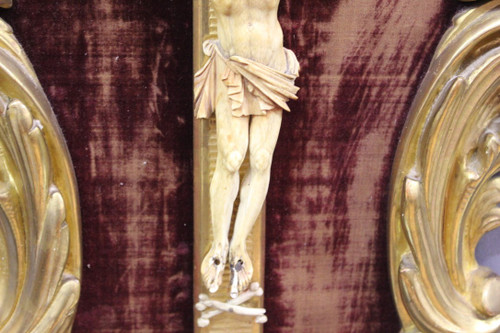 Christ In Ivory In A Golden Wood Frame XIX