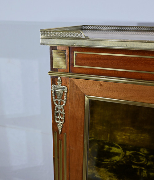 Petite Vitrine en Acajou, style Louis XVI – Milieu XXe