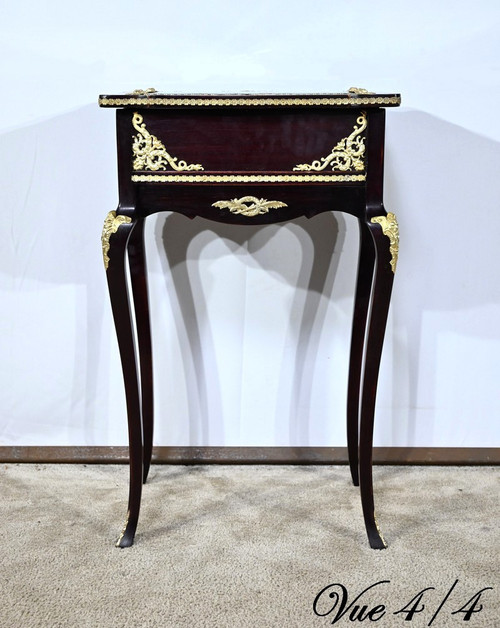 Middle Display Table in Stained Mahogany, Louis XV style, Napoleon III period – Mid-19th century