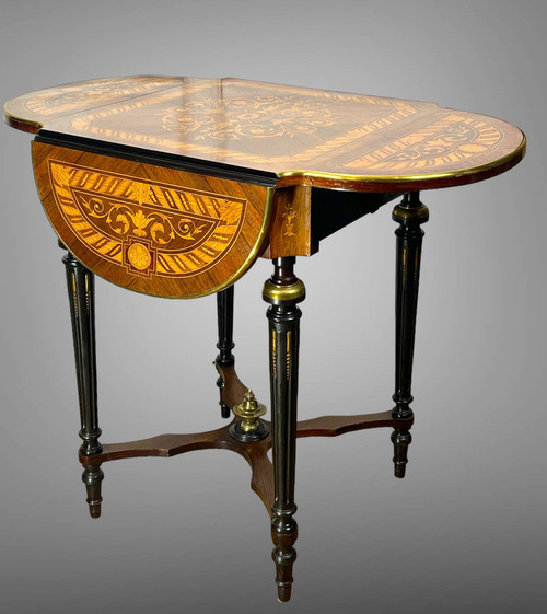 19th CENTURY SQUARE LIVING ROOM TABLE WITH LOUIS XVI STYLE MARQUETRY