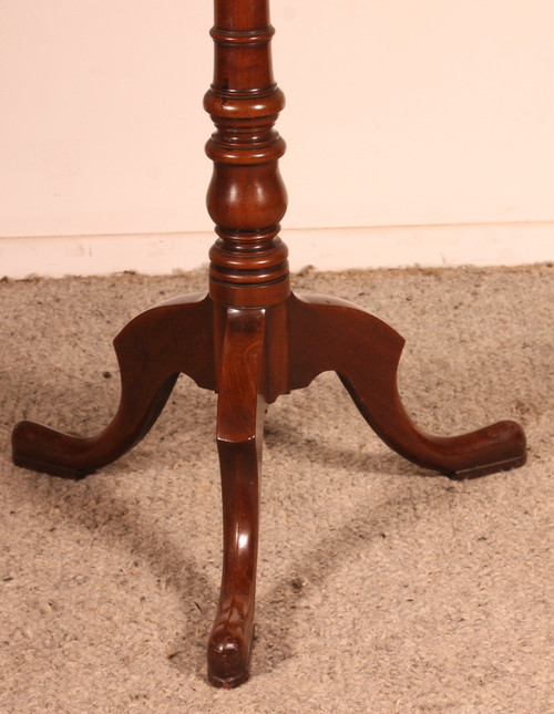 English Tripod Table Circa 1800 In Mahogany