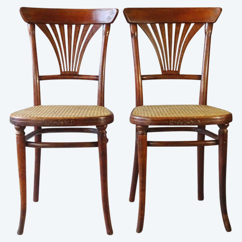 2 THONET N°221 palmette chairs with inlays, circa 1910