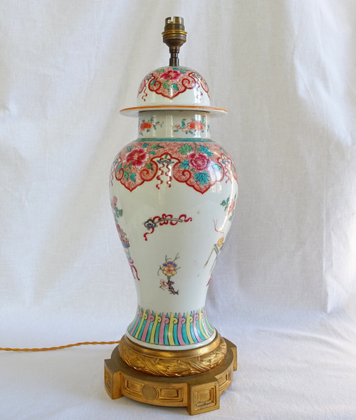 Lampe potiche en porcelaine de Chine famille rose et bronze doré, époque Napoléon III