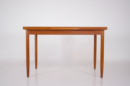 Scandinavian-style extending table.