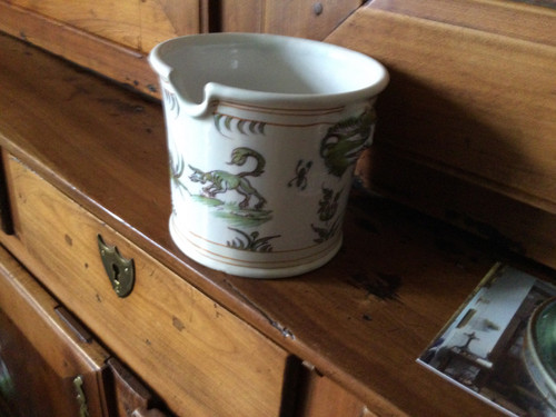 Glass bucket or cooler in 18th century earthenware