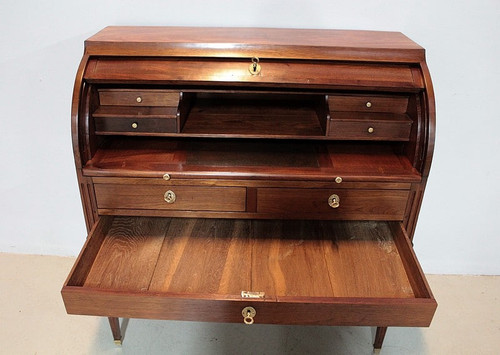 Louis XVI Mahogany Cylinder Desk 18th century