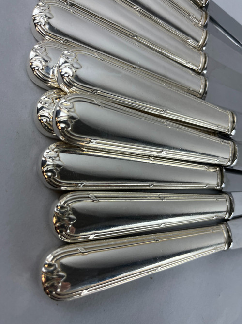 12 silver-plated ribbon table knives