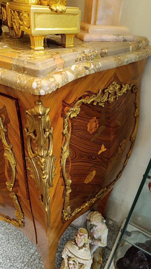 A Louis XV chest of drawers, early 21st century