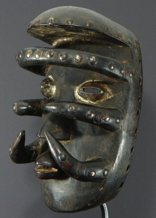 Ouest De La Côte D'ivoire, Peuple Bété, Première Moitié Du XXème Siècle, Superb Wooden Mask.