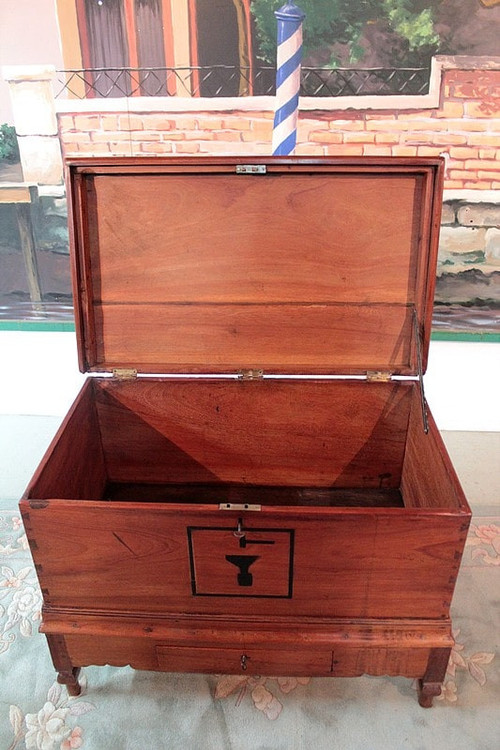 Ghana mahogany chest 19th century