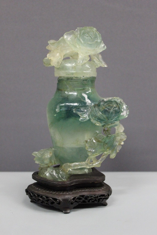 Vaso Coperto Di Fluorite Con Decorazioni Floreali, Asia