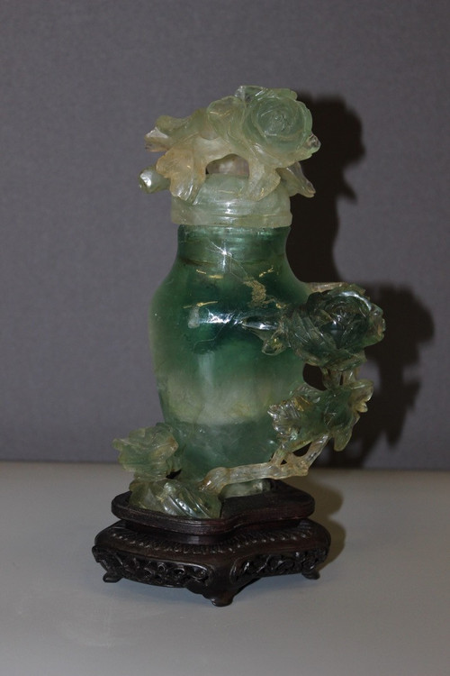 Vaso Coperto Di Fluorite Con Decorazioni Floreali, Asia