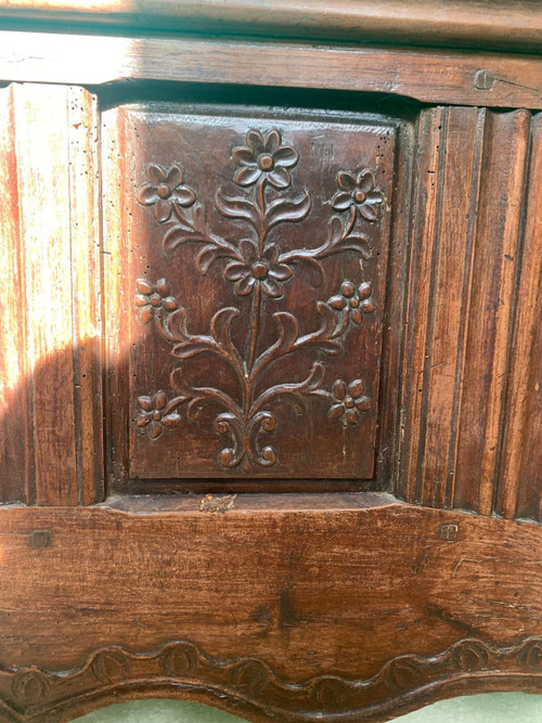 18th century canopy bed