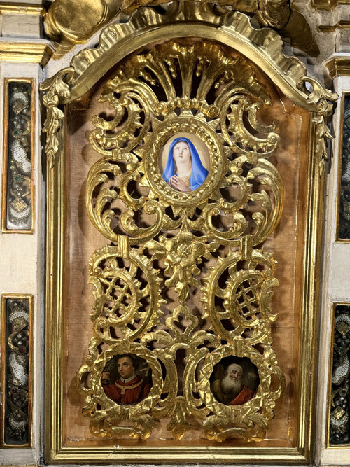 Large Reliquary Altarpiece And Its Predella – Circa 1675