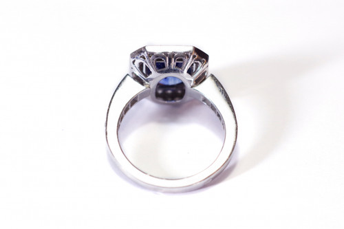 Art Deco style sapphire ring in 18k white gold, pre-owned sapphire ring, natural sapphire