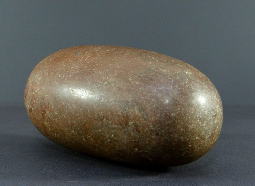 Inde, Début Du XXème Siècle, Pierre Brune De Shiva Lingam De Forme Ovale, Parfaitement Polie.