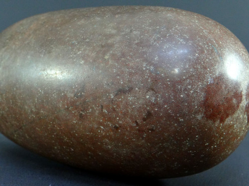 Inde, Début Du XXème Siècle, Pierre Brune De Shiva Lingam De Forme Ovale, Parfaitement Polie.