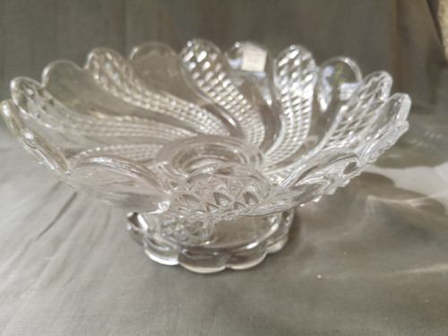 Baccarat colorless crystal bowl on foot, Serpentine model