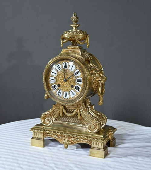 Orologio in bronzo, firmato G.Philippe Palais Royal - 1870