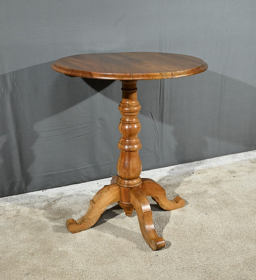 Small walnut pedestal table, Louis Philippe period - 2nd half 19th century