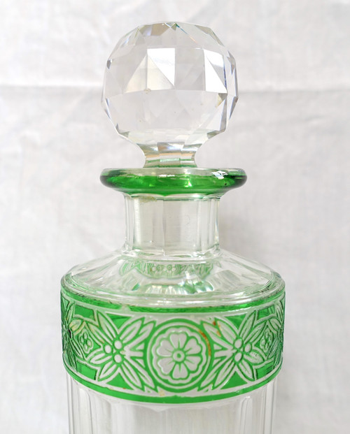 Bottiglia di profumo in cristallo Baccarat sovrapposto verde, modello Impero - 15,2 cm