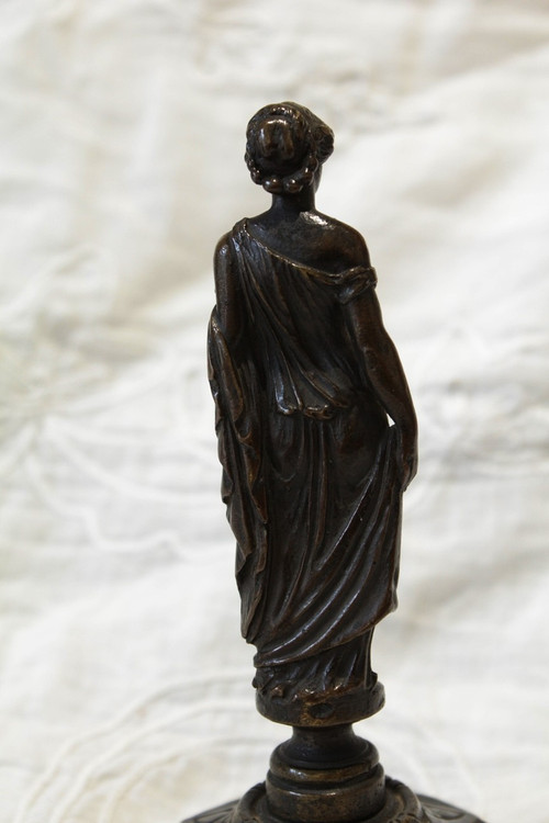 Bronze sculpture of an antique woman, late 19th century