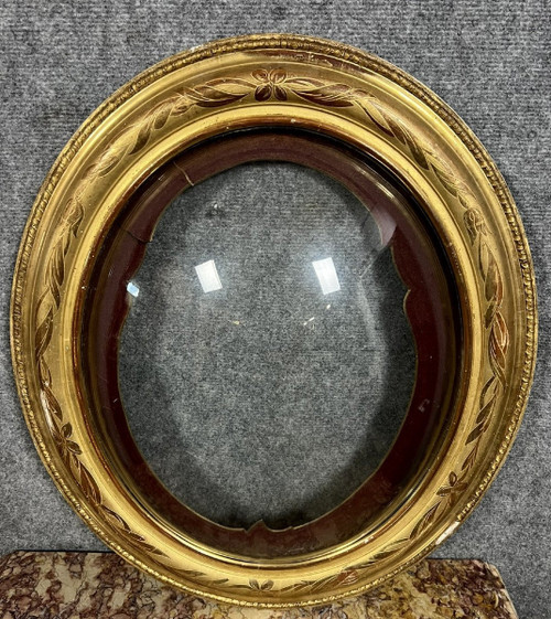 Gilded leaf frame with curved glass Napoleon III period circa 1850