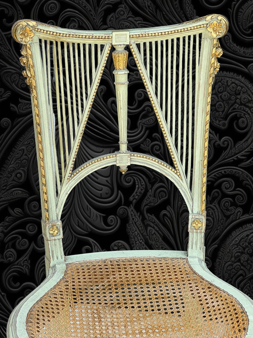 PAIRE DE CHAISES EN BOIS DES ANNÉES 1900 PEINT EN VERT ET DORÉ STYLE LOUIS XVI