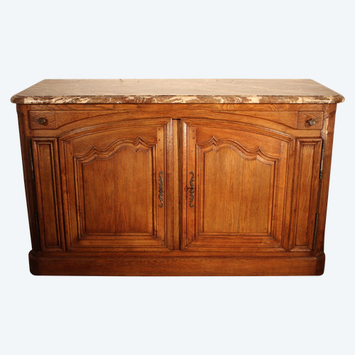 Low hunting cabinet