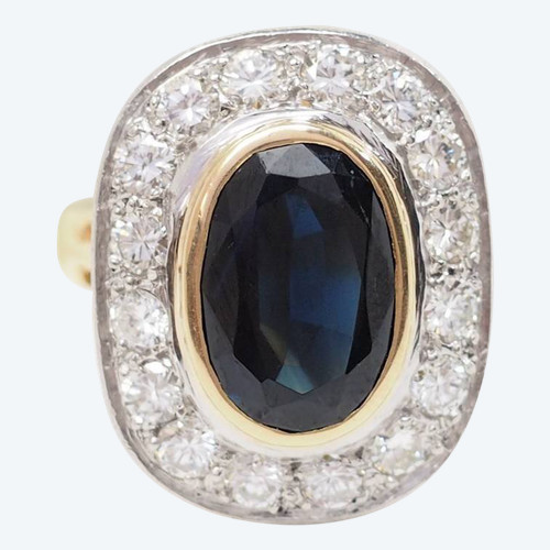 Two-tone gold, sapphire and diamond pompadour ring