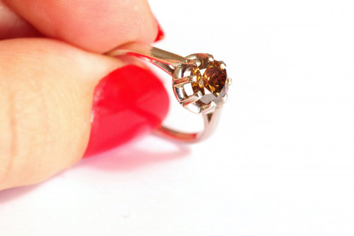 Fancy brown diamond ring in platinum, fancy deep brown diamond