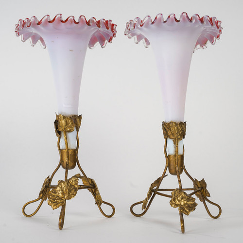 A Pair Of Cornet Shape Vases In Opaline Late 19th Century