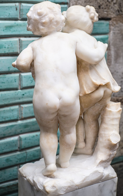 COUPLE CHILDREN alabaster marble