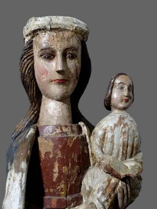 Grande statua di Madonna e Gesù Bambino in legno policromo del XVI secolo