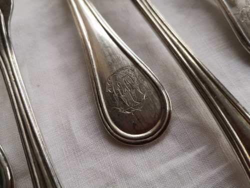 12 table settings in solid Minerva silver monogrammed by Jean Granvigne, silversmith, mid-19th century