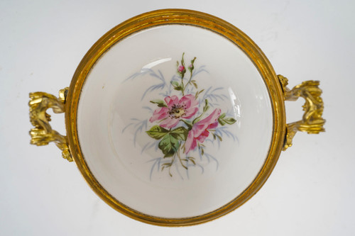 A Sèvres Porcelain Bonbonnière 1844